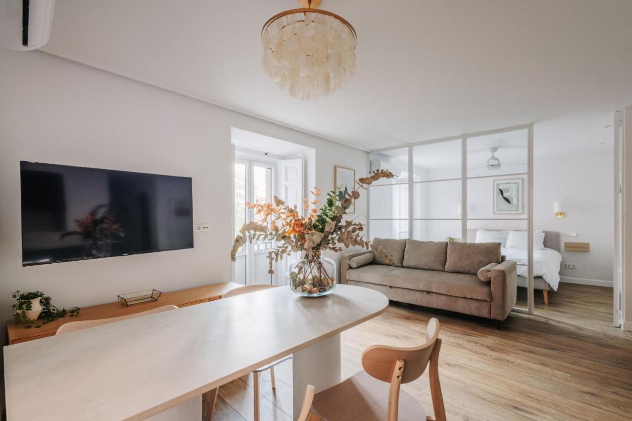 Beautiful Apartment In The Heart Of Madrid Buitenkant foto